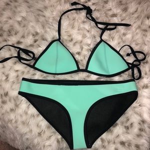 Traingl bikini